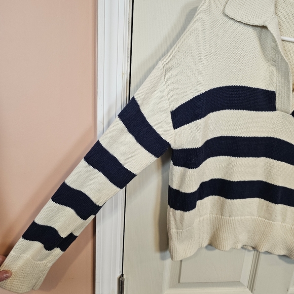 Velevt by Graham & Spencer Lucie Striped Cashmere Blend Vneck Collar Sweater - Picture 9 of 12